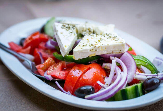 salada grega pratos gregos